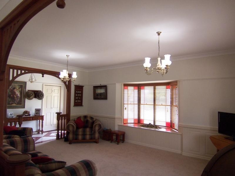 36 Farrell Dr, Walloon QLD 4306