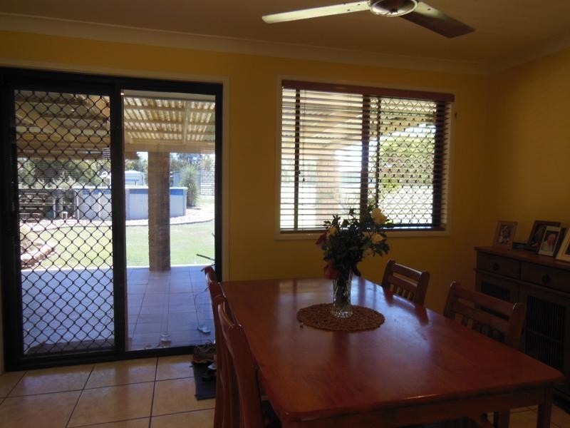 11 Honeysuckle Ct, Walloon QLD 4306