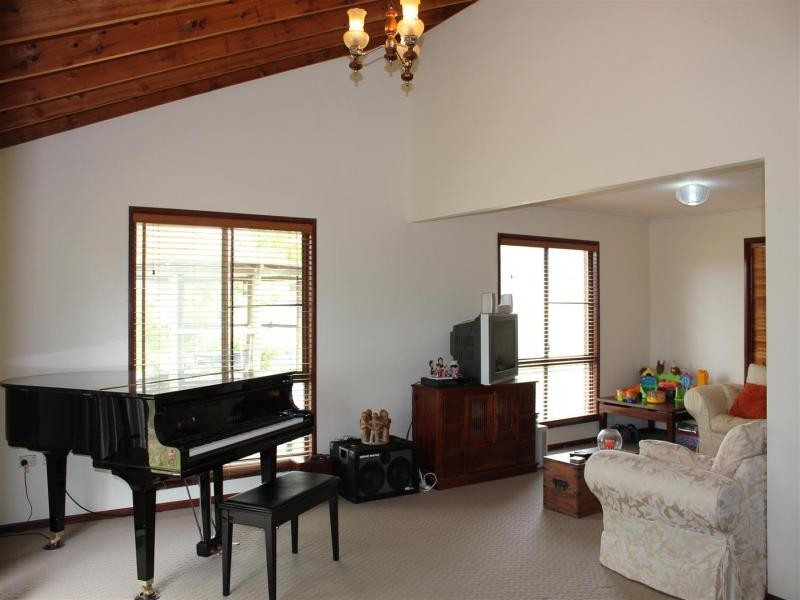 115 Henderson Rd, (Rosewood), Lanefield QLD 4340