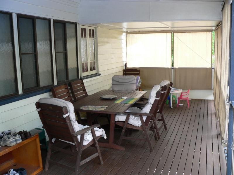 9 School Street, Rosewood QLD 4340