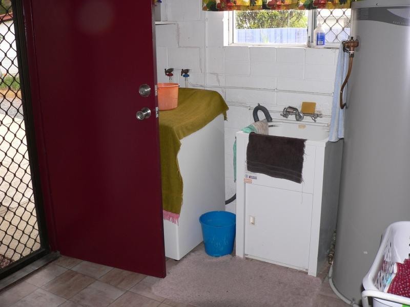 9 School Street, Rosewood QLD 4340