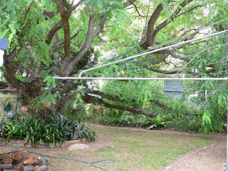 9 School Street, Rosewood QLD 4340