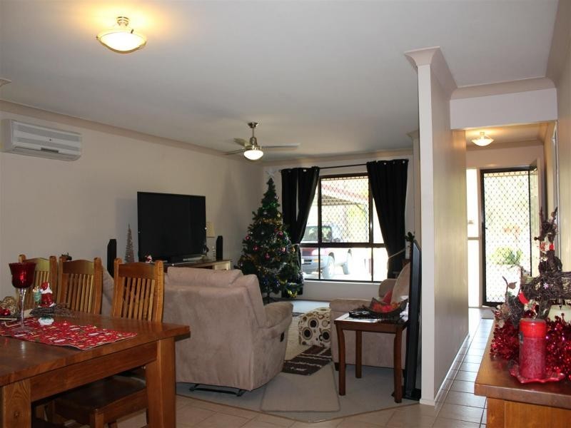 43 Durlik Rd, Pine Mountain QLD 4306