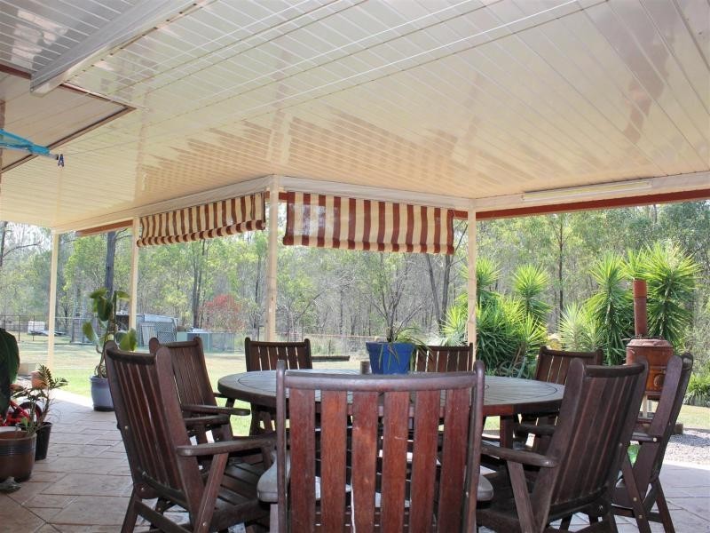 43 Durlik Rd, Pine Mountain QLD 4306