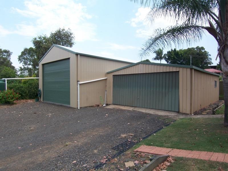 11 Railway Street, Walloon QLD 4306