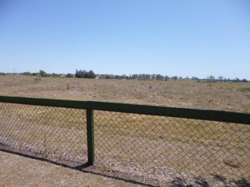 137-141 Caledonian Road, Walloon QLD 4306