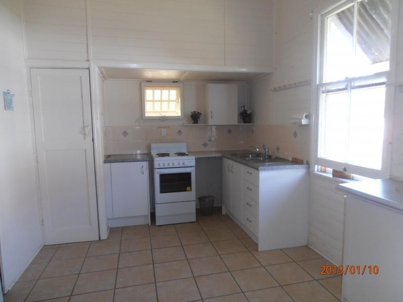 5 Karrabin Rosewood Rd, Karrabin QLD 4306