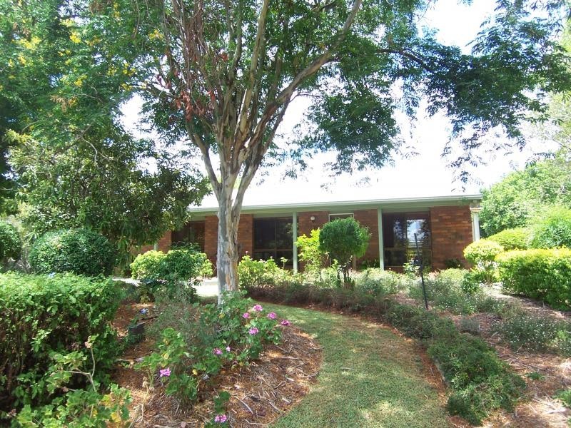 29 Flame Tree Court, Walloon QLD 4306