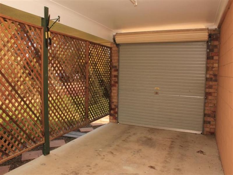 2/35 Bernadette Crs, Rosewood QLD 4340