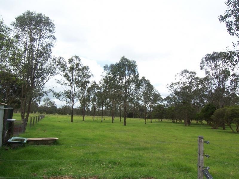 25 Hewlett Rd, Lower Mount Walker QLD 4340
