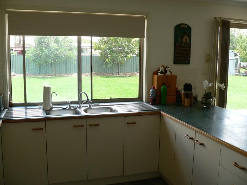 9-11 Carara Ave, Thagoona QLD 4306