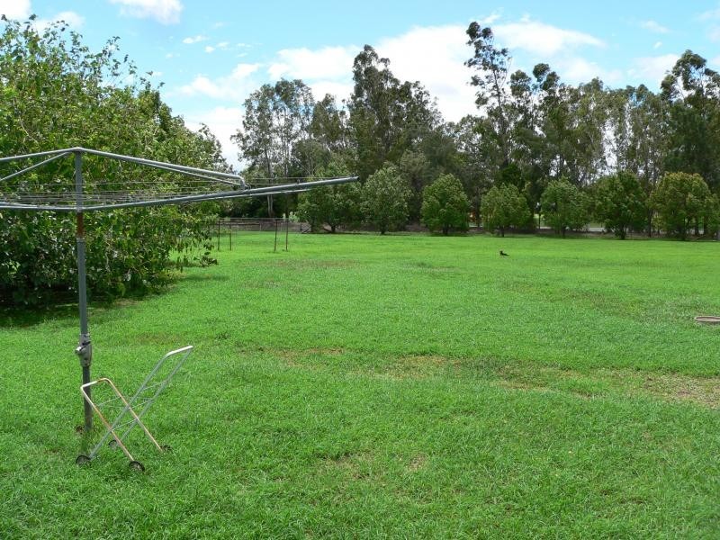 9-11 Carara Ave, Thagoona QLD 4306