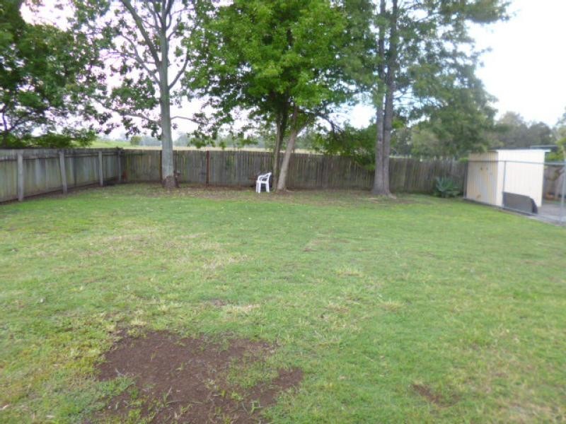 27 Bernadette Crescent, Rosewood QLD 4340