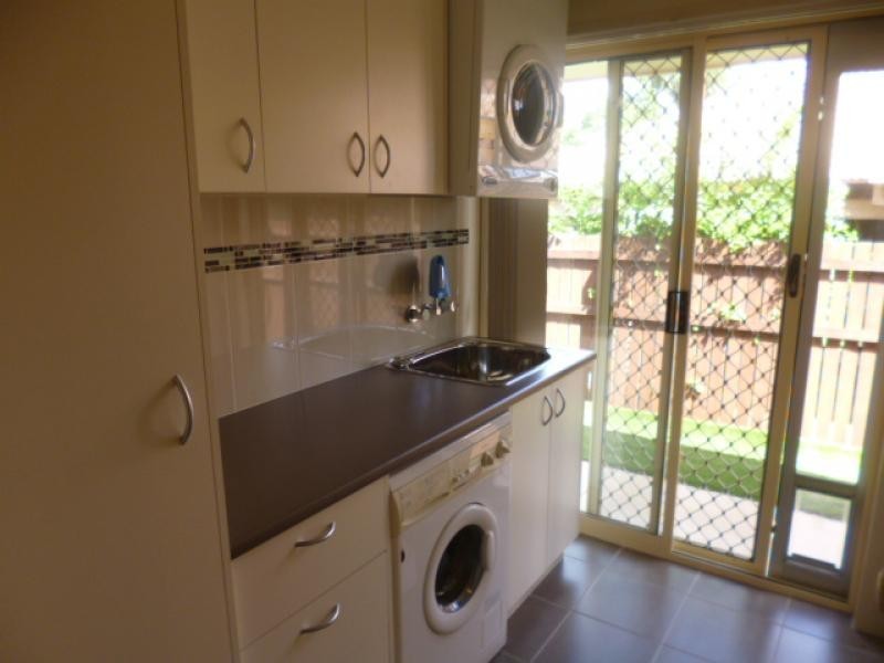 27 Bernadette Crescent, Rosewood QLD 4340