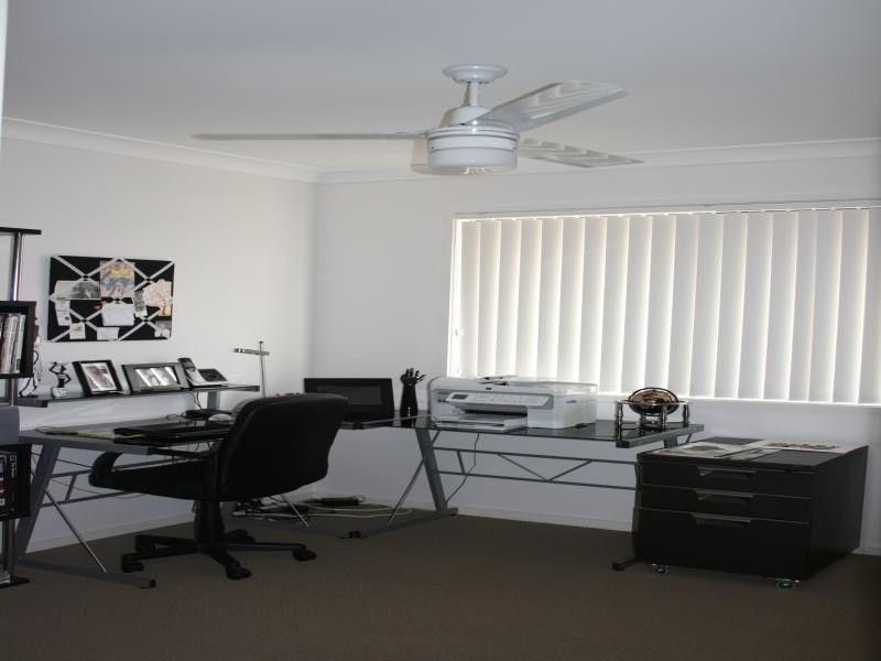 2/2 Claydon Place, Rosewood QLD 4340