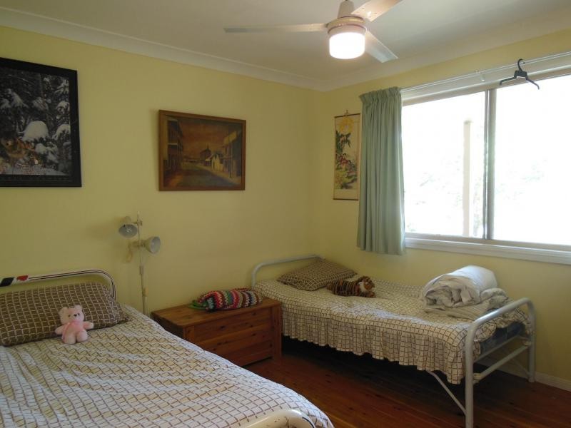 5 Macadamia Ct, Walloon QLD 4306