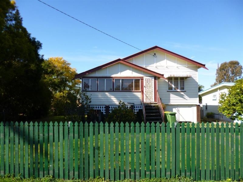 6 Walloon Road, Rosewood QLD 4340