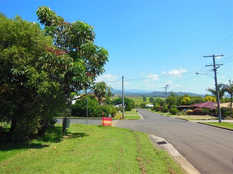 13 Davies Street, Kalbar QLD 4309