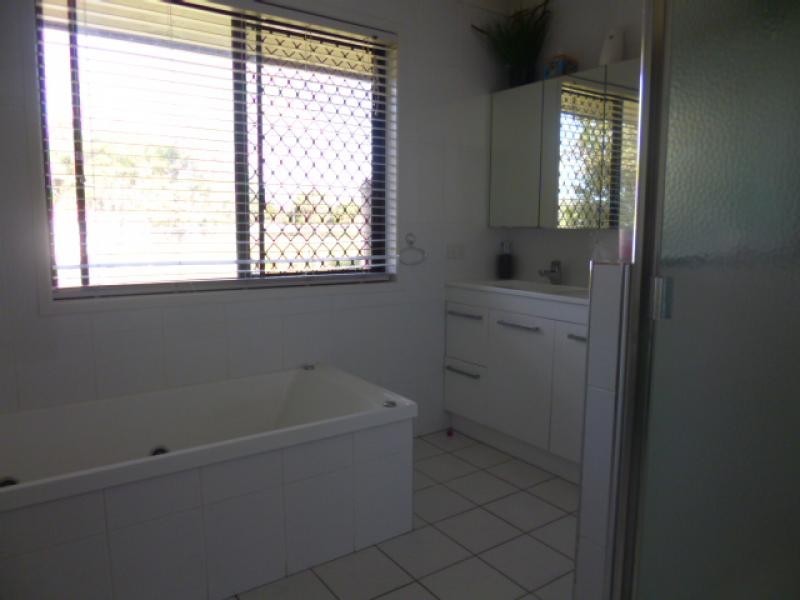 33 Thagoona-Haigslea Road, Thagoona QLD 4306