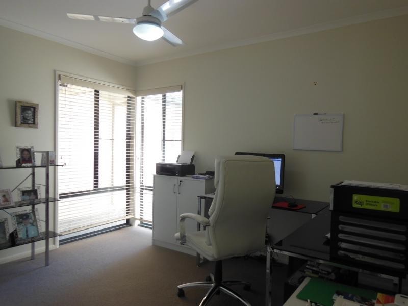 25 Illawong Way, Karana Downs QLD 4306