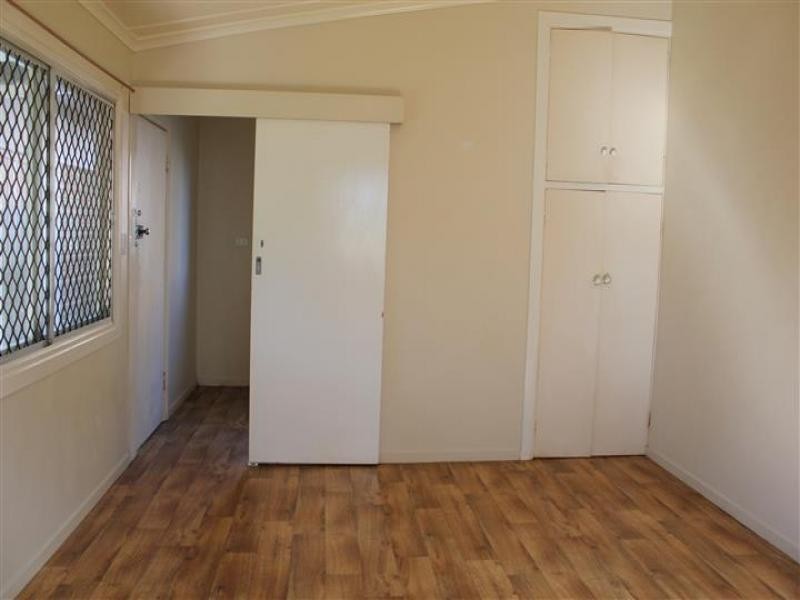 32 Lawrence Street, North Ipswich QLD 4305