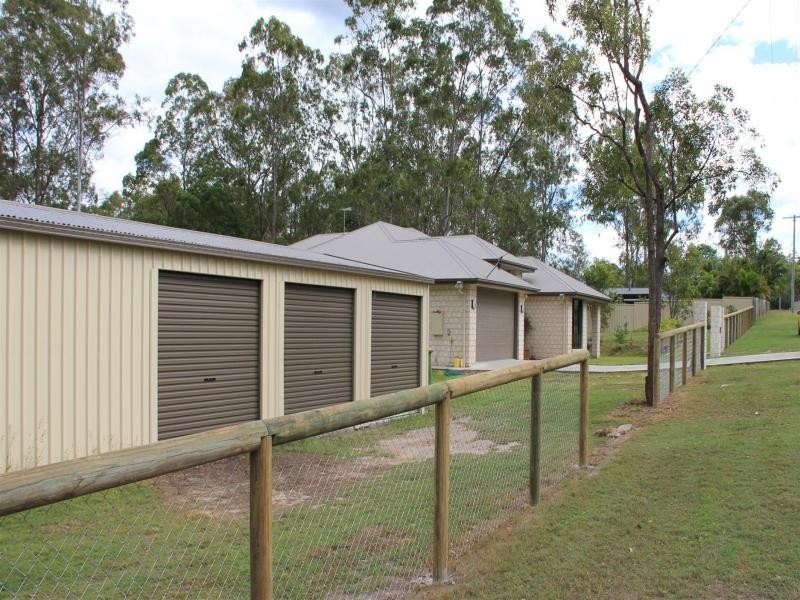 11 Endeavour Street, Barellan Point QLD 4306