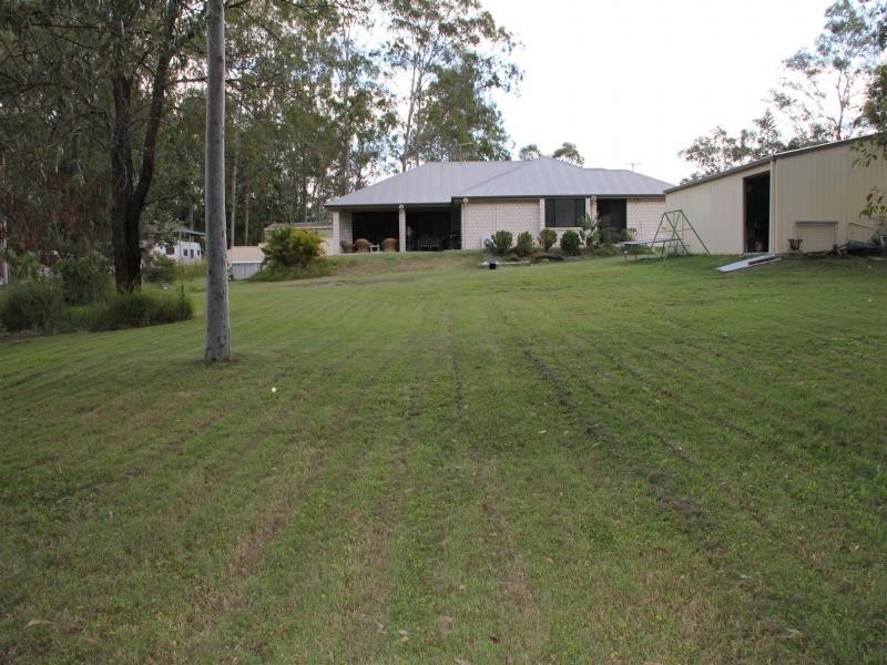 11 Endeavour Street, Barellan Point QLD 4306