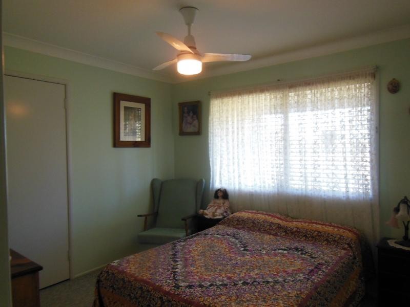 21 Wisteria St, Walloon QLD 4306