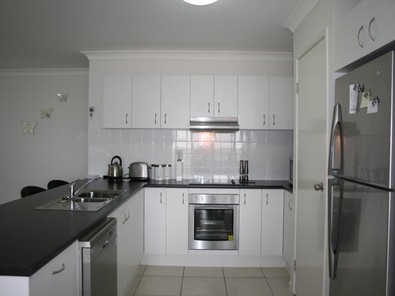 2/2 Claydon Place, Rosewood QLD 4340