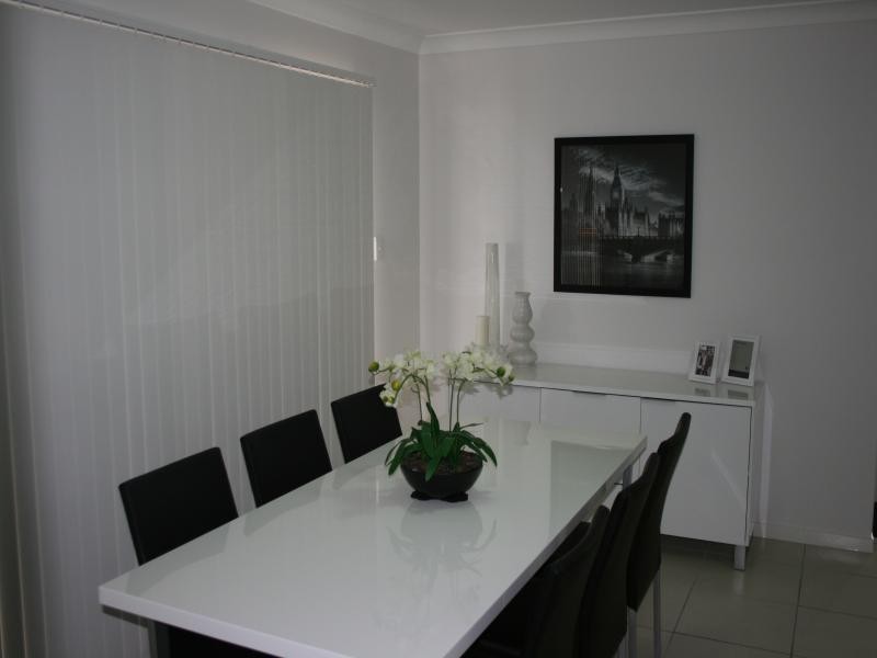 2/2 Claydon Place, Rosewood QLD 4340