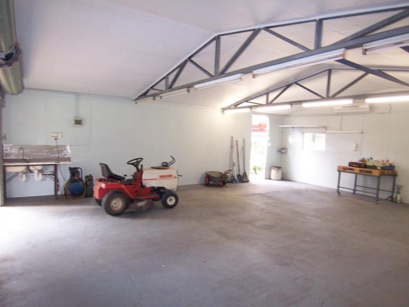 15 Kipara Road, Thagoona QLD 4306