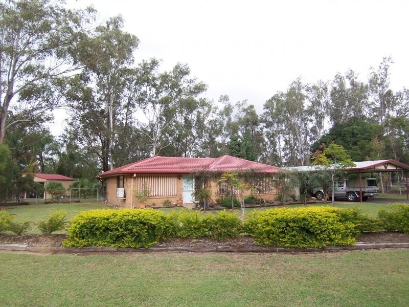 15 Kipara Road, Thagoona QLD 4306