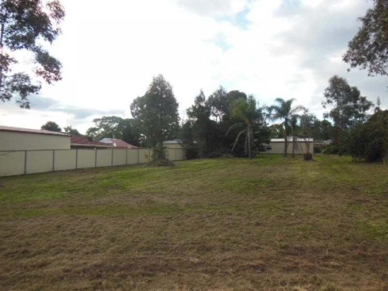 9 Sharp Lane, Walloon QLD 4306