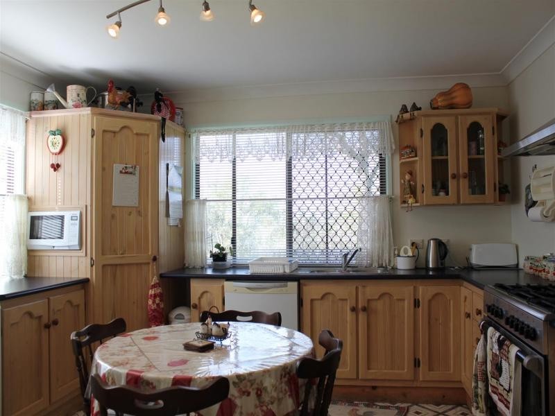 199 Thagoona Haigslea Rd, Mount Marrow QLD 4306