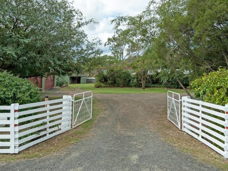 292 Kuss Rd, Lower Mount Walker QLD 4340