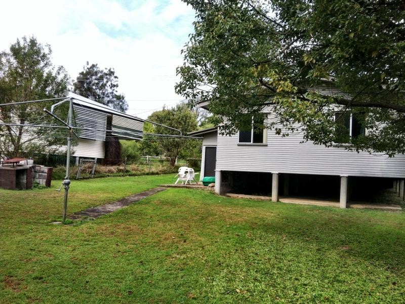 5 Irvine St, East Ipswich QLD 4305