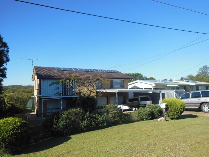 16 Powells Rd, Yamanto QLD 4305