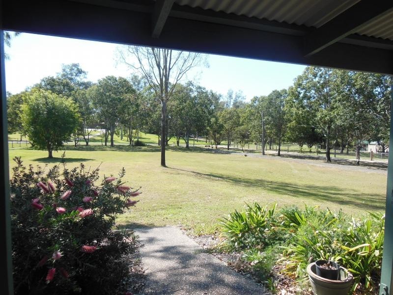 26 Voyager Dr, Karalee QLD 4306