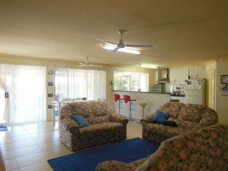 40 Farrell Dr, Walloon QLD 4306