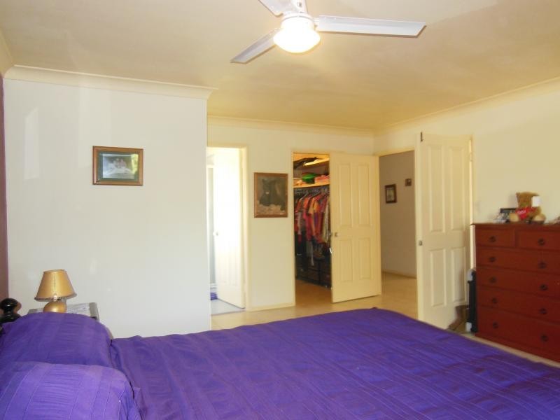 40 Farrell Dr, Walloon QLD 4306
