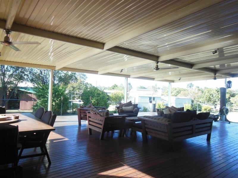 55 Farrell Dr, Walloon QLD 4306