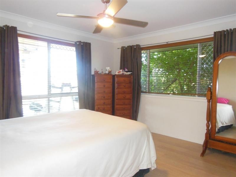 55 Farrell Dr, Walloon QLD 4306