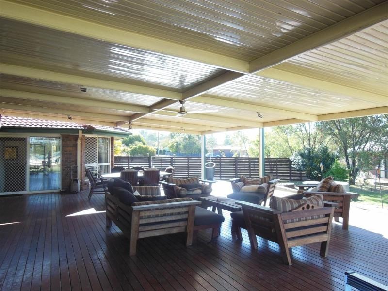 55 Farrell Dr, Walloon QLD 4306