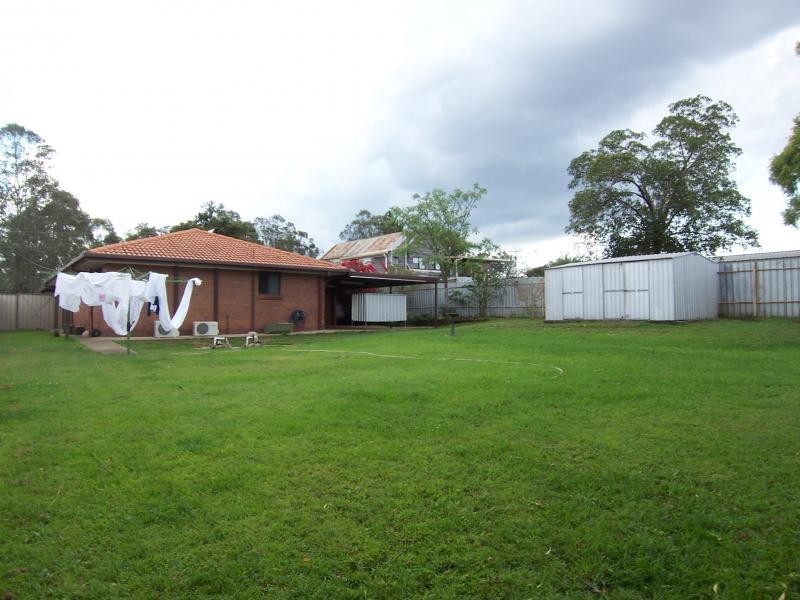 372 Haigslea-Amberley Road, Walloon QLD 4306