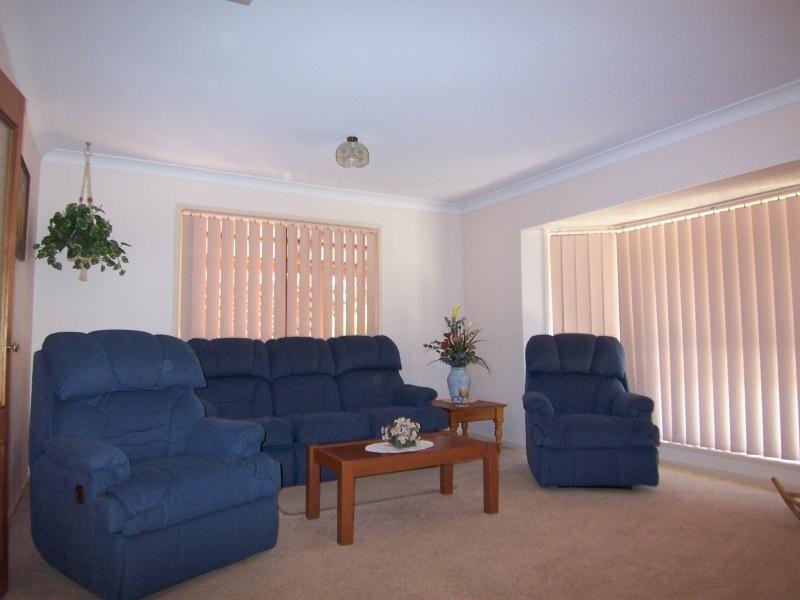 23 Sycamore Street, Walloon QLD 4306