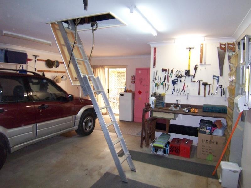 23 Sycamore Street, Walloon QLD 4306