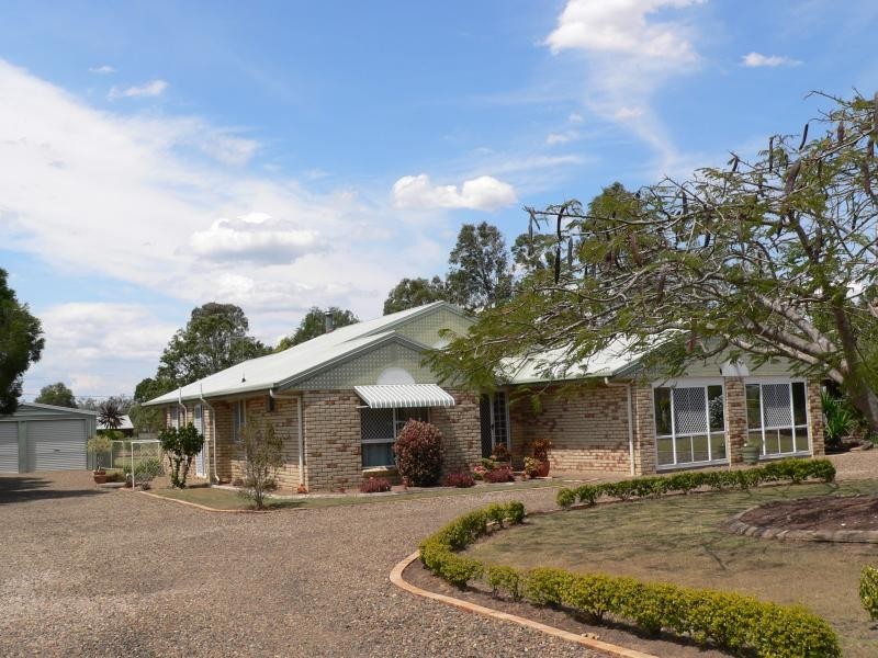 45 Flame Tree Court, Walloon QLD 4306