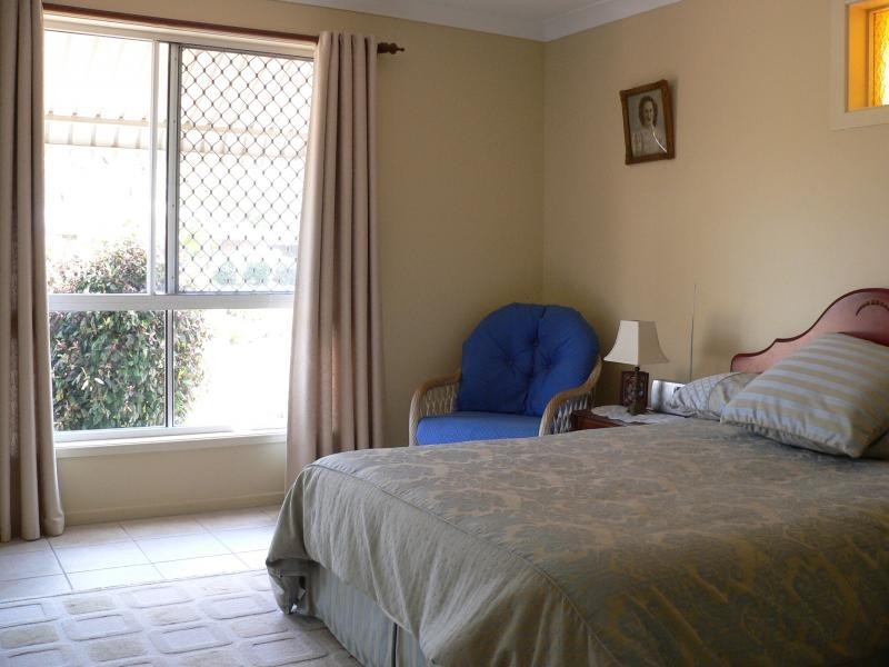 45 Flame Tree Court, Walloon QLD 4306
