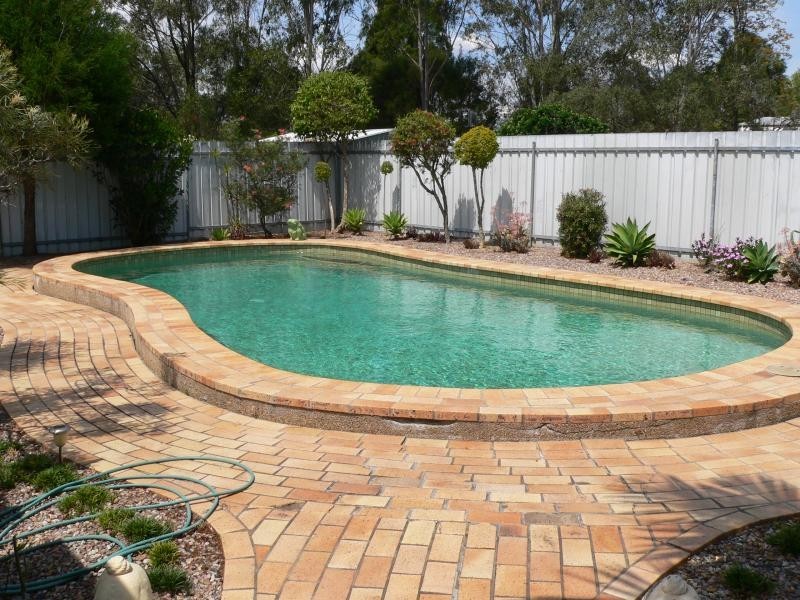 45 Flame Tree Court, Walloon QLD 4306