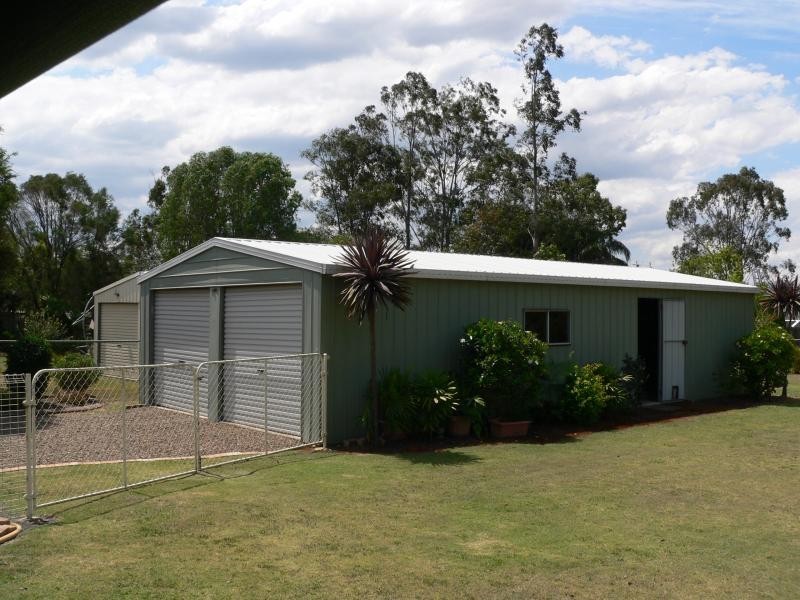 45 Flame Tree Court, Walloon QLD 4306